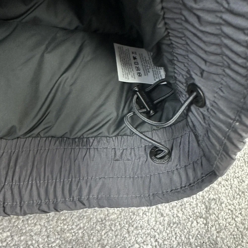 Nike Jordan Jacket Mens Small Gray Therma-FIT Down Puffer Hooded Coat FV7219-060